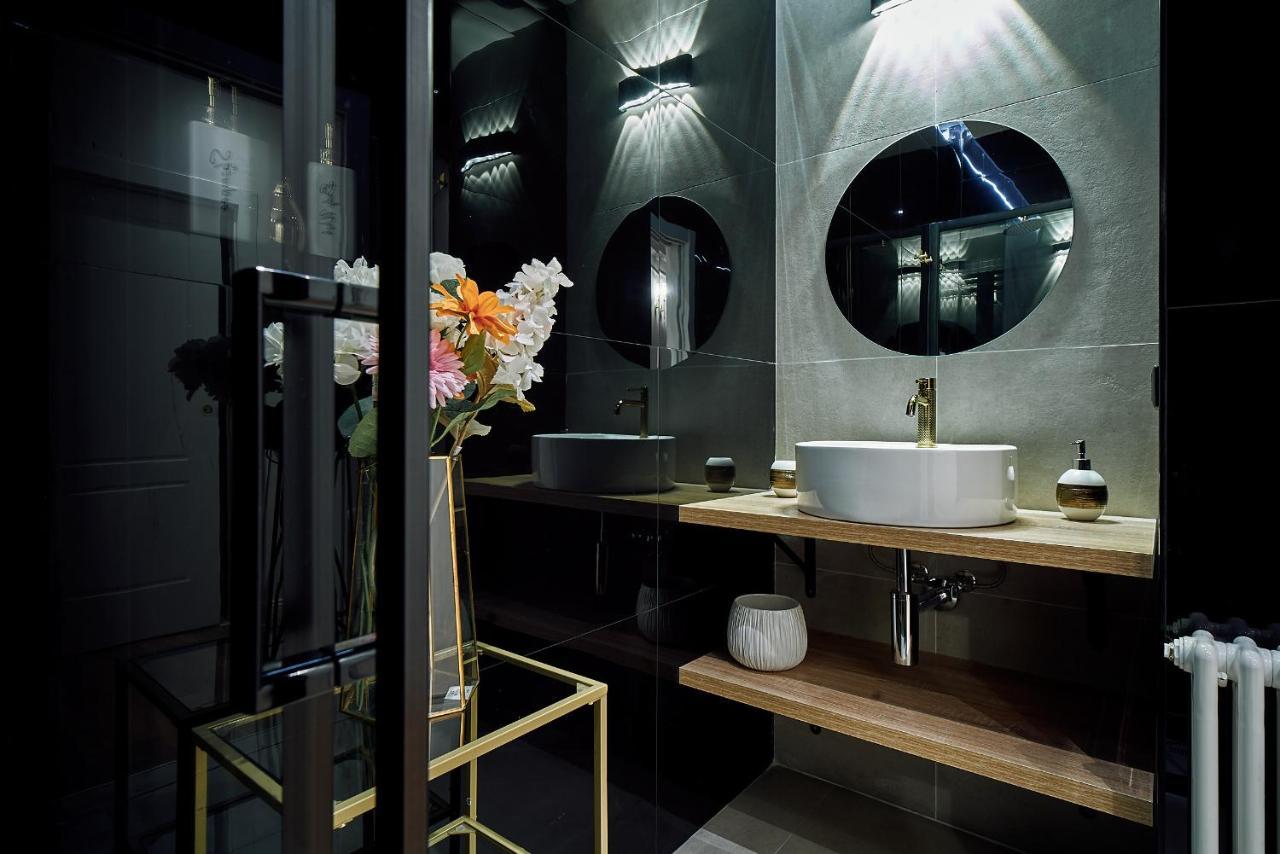 Chiclife - Lilienblum Chic Borgo Santa Caterina Apartment Бергамо Екстериор снимка
