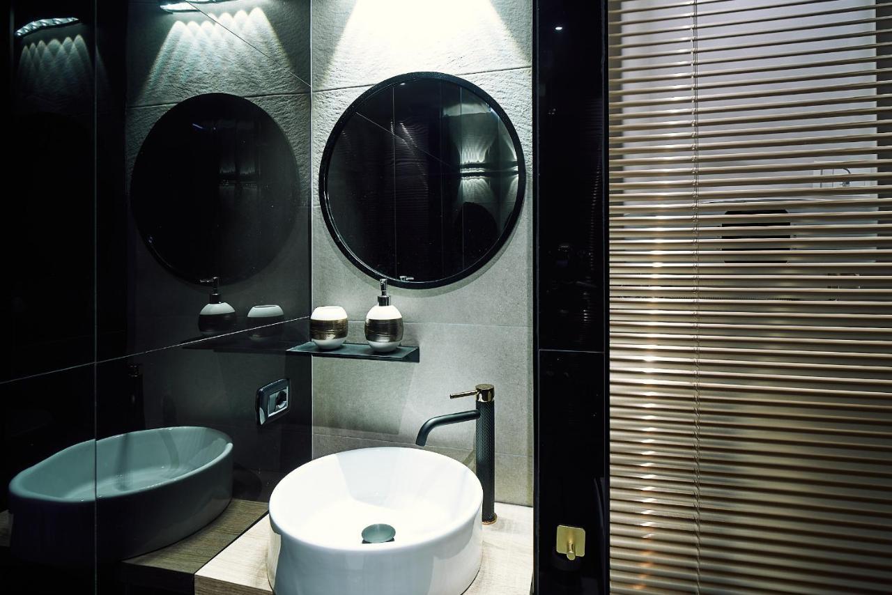 Chiclife - Lilienblum Chic Borgo Santa Caterina Apartment Бергамо Екстериор снимка